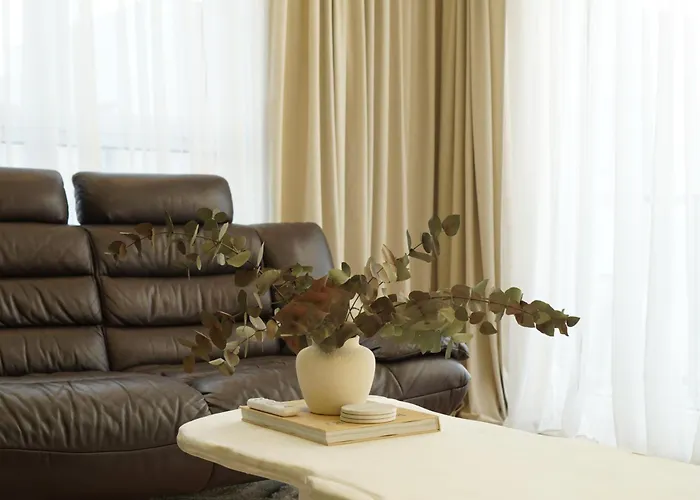 Cosy Modern Flat - Balcony & Cinema Daire